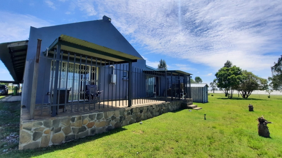 5 Bedroom Property for Sale in Oranjeville Free State